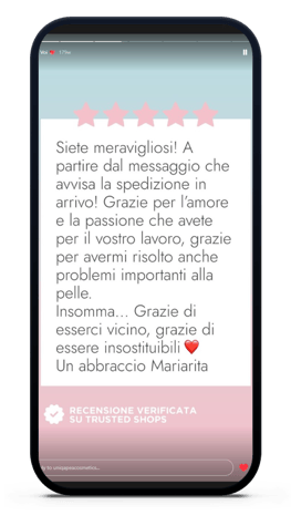 Esempio di post story su Instagram con recensioni reali per promuovere il proprio ecommerce