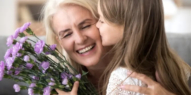 cw-grandmothers-day-w740h370